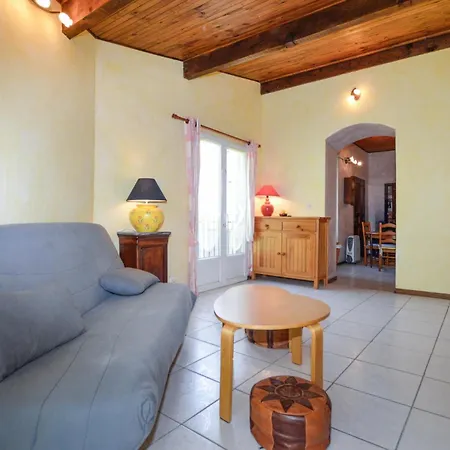 2 Bedroom Gorgeous In Di Nazza * Poggio-di-Nazza