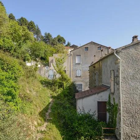 2 Bedroom Gorgeous In Di Nazza Poggio-di-Nazza